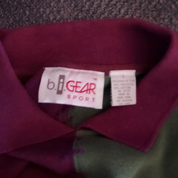 Womans Sweater - Picture 5 of 5